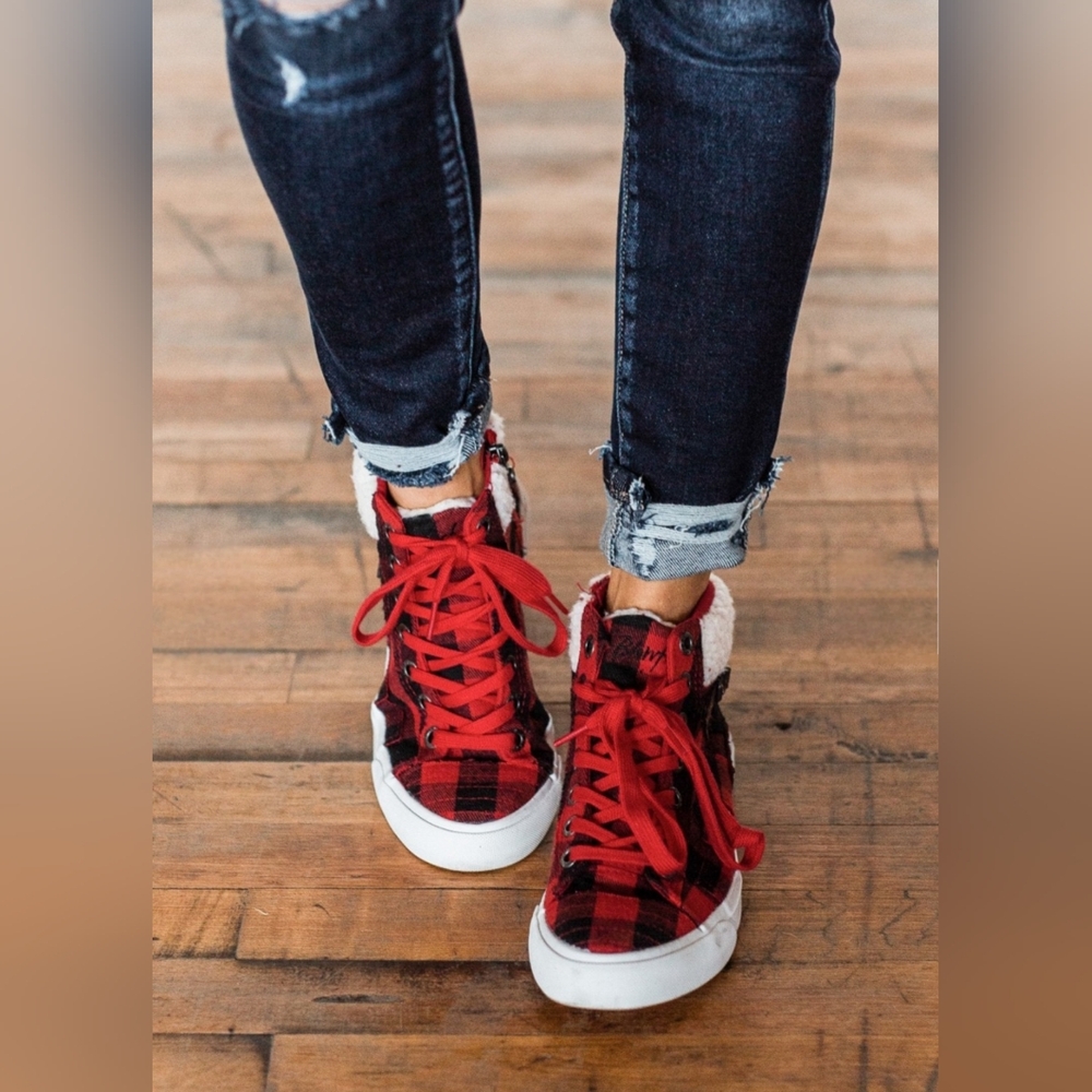 BLOWFISH MEMPHIS SNEAKERS- RED BUFFALO PLAID Sz 8.